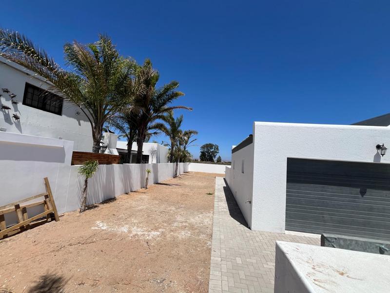 3 Bedroom Property for Sale in Velddrif Western Cape